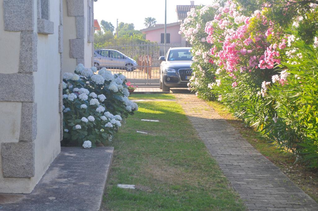 Villette Via Carbonia Budoni Exterior foto